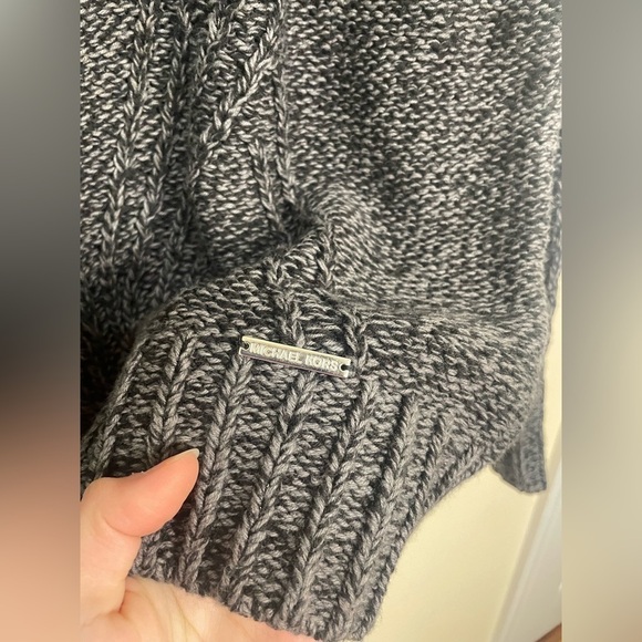 Michael Kors Charcoal Grey Chunky Knit Scoop Neck Sweater - Picture 5 of 7